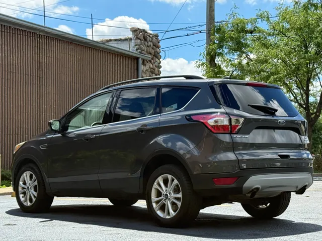 2018 Ford Escape SE - Photo 13