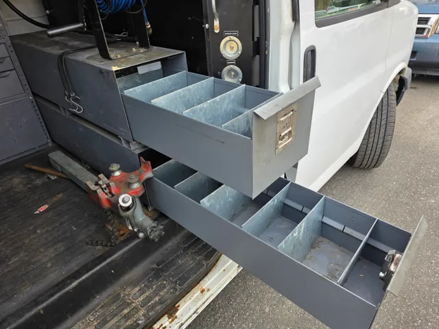 2013 Chevrolet Express Cargo Work Van - Photo 48