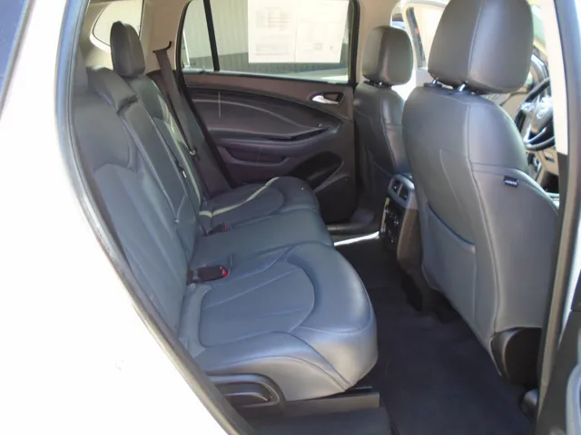 2019 Buick Envision Essence - Photo 12