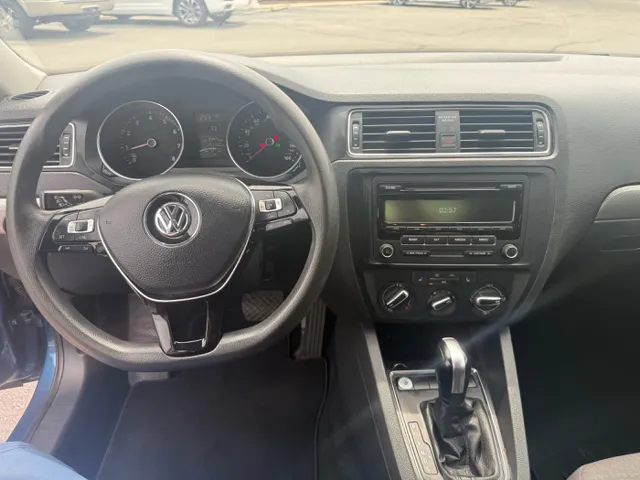 2015 Volkswagen Jetta SE - Photo 9