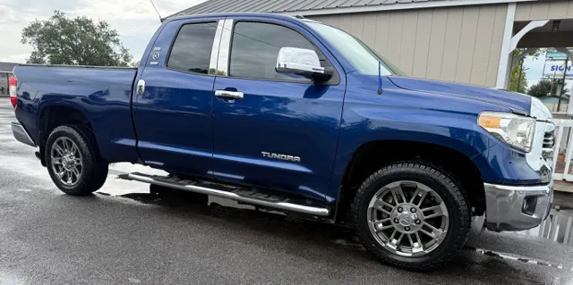 2015 Toyota Tundra 4.6 Auto SR5 Double Cab's photo