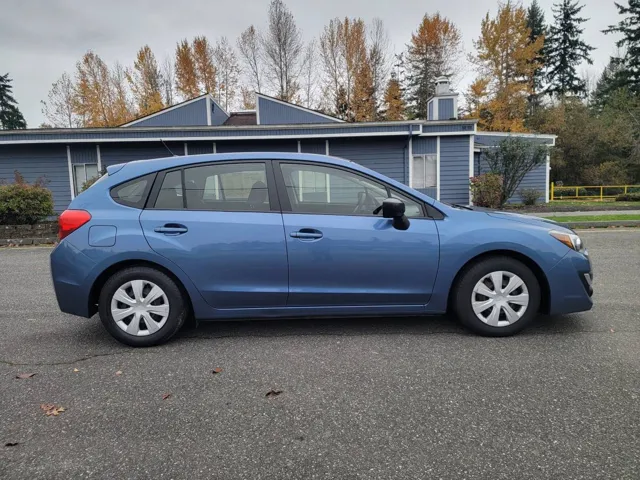 2016 Subaru Impreza Base photo 4