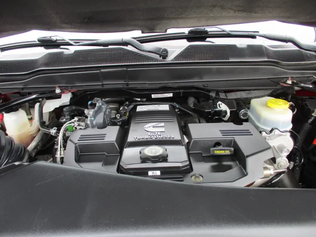 2020 Ram 3500 Laramie photo 12