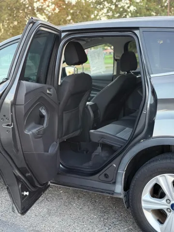 2016 Ford Escape SE - Photo 13