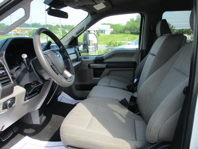 2022 Ford F-450 XLT photo 5