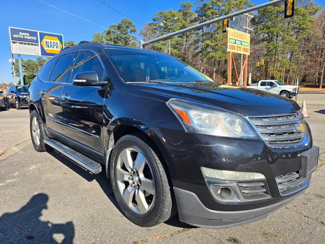 2014 Chevrolet Traverse LTZ photo 4