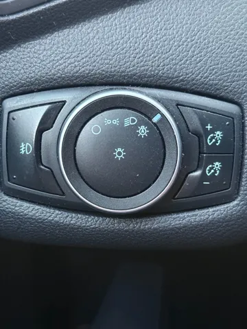 2016 Ford Escape SE - Photo 19