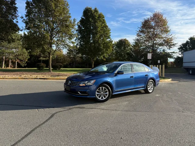 2017 Volkswagen Passat S