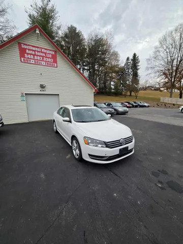 2014 Volkswagen Passat SE