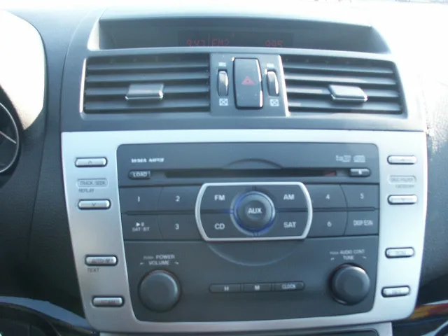 2012 Mazda MAZDA6 i Touring - Photo 11