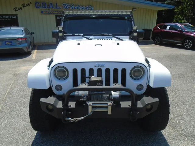 2015 Jeep Wrangler Unlimited Sahara - Photo 12