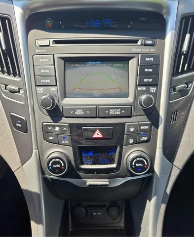 2015 Hyundai Sonata Hybrid - Photo 24