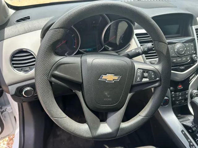 2021 Nissan Altima SR - Photo 19
