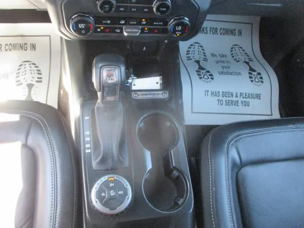2025 Ford Bronco 4-Door Outer Banks - Photo 13