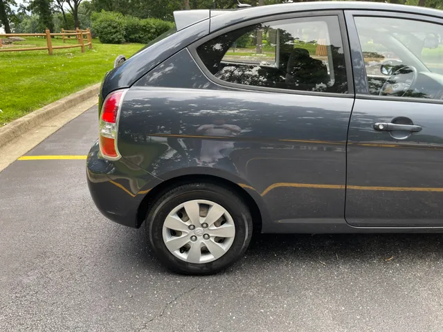 2011 Hyundai Accent GL - Photo 26