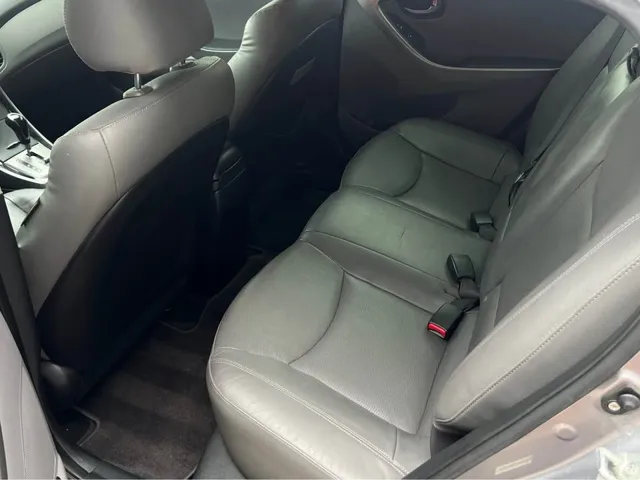 2013 Hyundai Elantra Limited - Photo 10