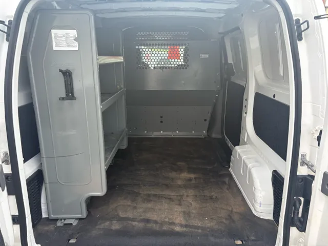 2018 Nissan NV200 SV - Photo 7