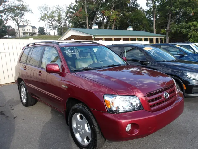 2005 Toyota Highlander Base