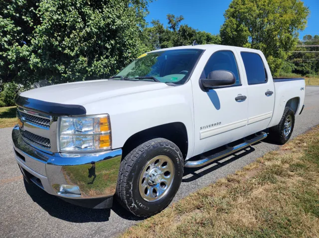 2013 Chevrolet Silverado 1500 LT photo 2