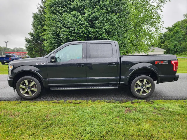 2017 Ford F-150 Lariat 4x4 SuperCrew 5-1/2 Box's photo