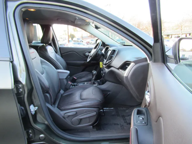 2015 Jeep Cherokee Trailhawk - Photo 18