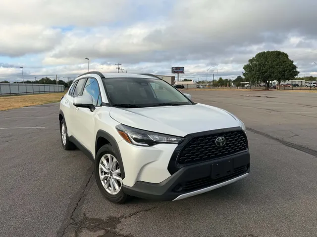 2023 Toyota Corolla Cross LE