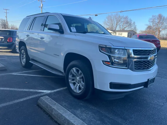 2016 Chevrolet Tahoe LS photo 4