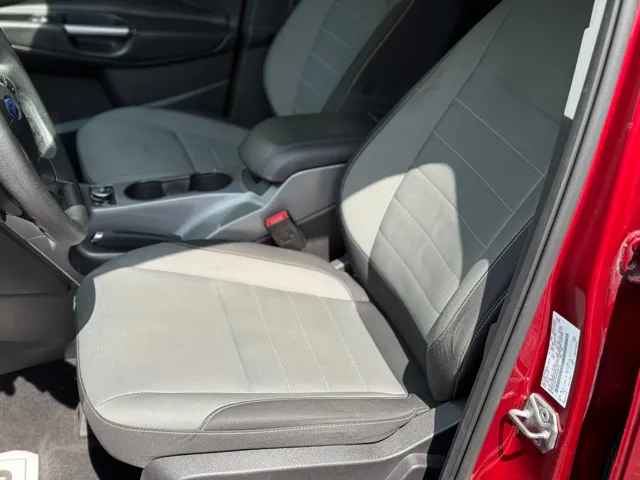 2016 Ford Escape SE - Photo 20