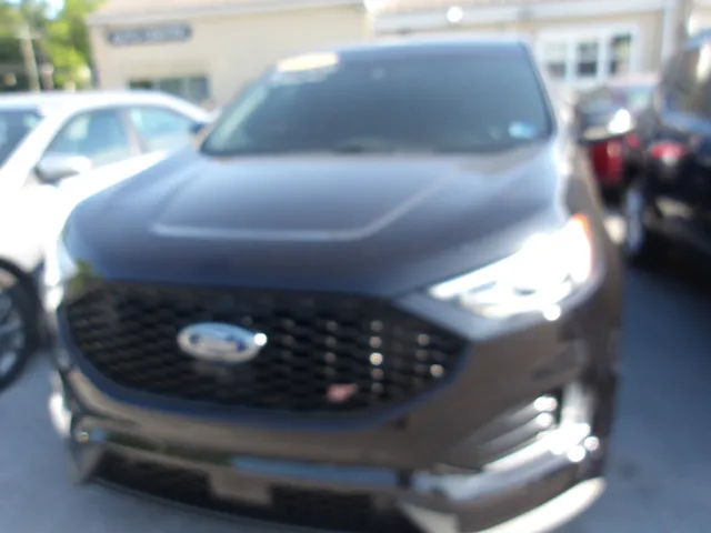 2019 Ford Edge ST AWD's photo