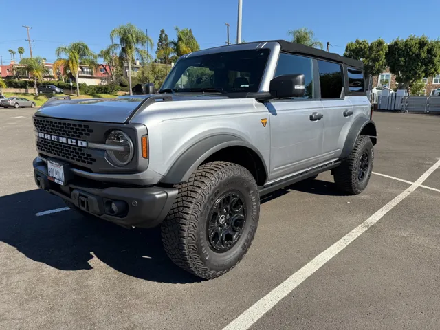 2022 Ford Bronco 4-Door Wildtrak's photo