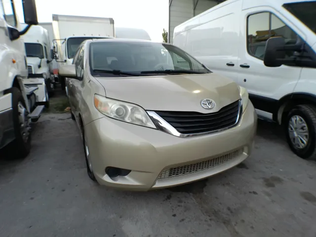 2011 Toyota Sienna