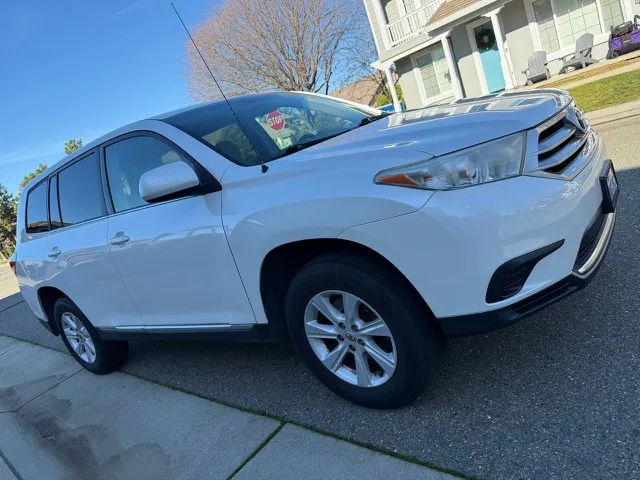 2012 Toyota Highlander Base