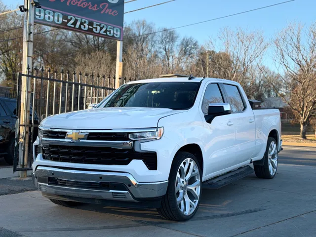 2023 Chevrolet Silverado 1500 LT's photo