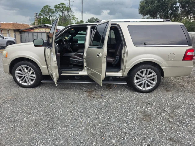 2017 Ford Expedition Platinum - Photo 11