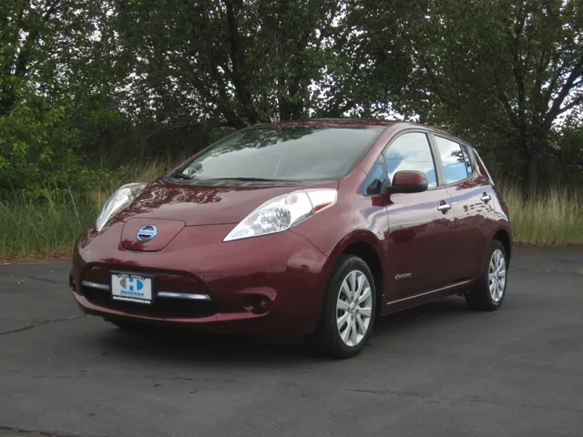 2017 Nissan LEAF S