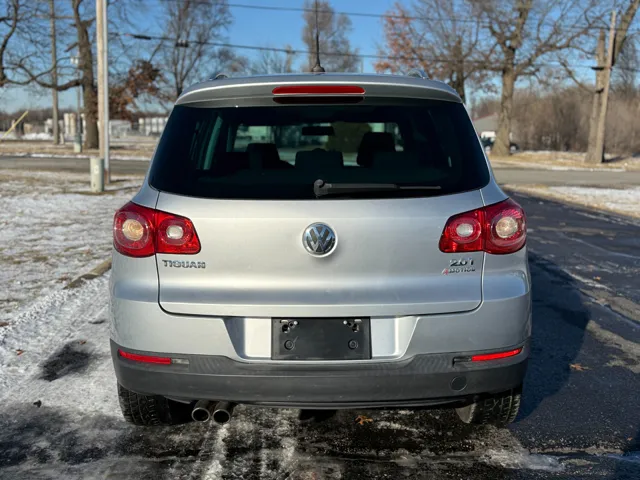 2010 Volkswagen Tiguan SEL - Photo 25