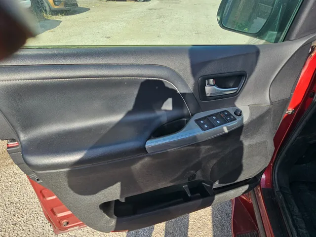 2018 Toyota Sienna SE - Photo 8