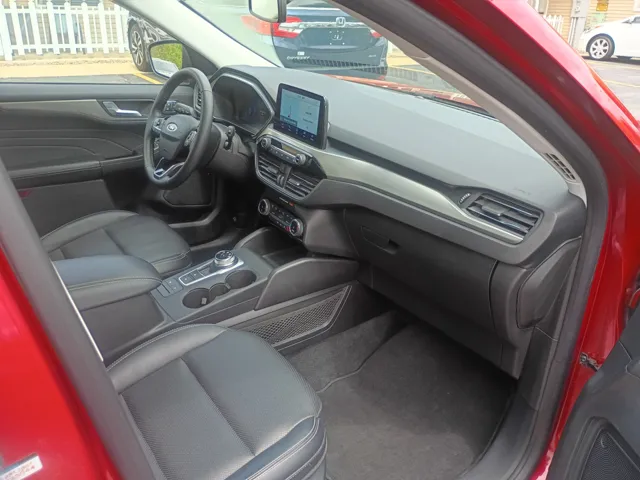 2022 Ford Escape Titanium - Photo 14