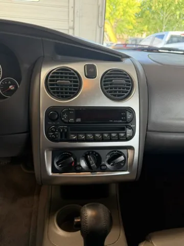 2005 Chrysler Sebring Limited - Photo 13