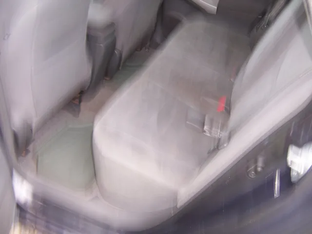 2010 Toyota Prius V - Photo 6