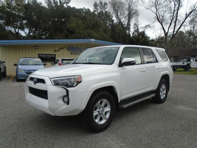 2016 Toyota 4Runner SR5 Premium's photo