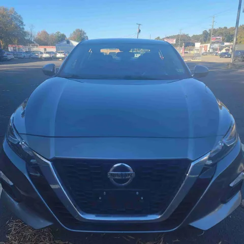 2020 Nissan Altima S's photo