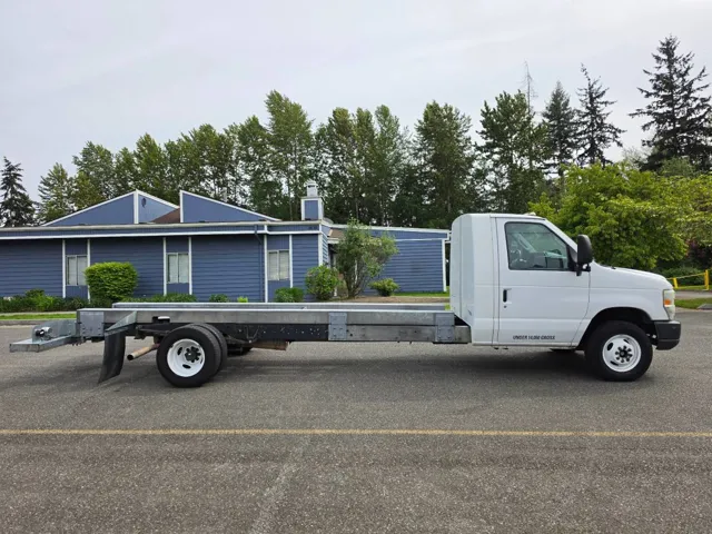 2011 Ford Econoline - Photo 8