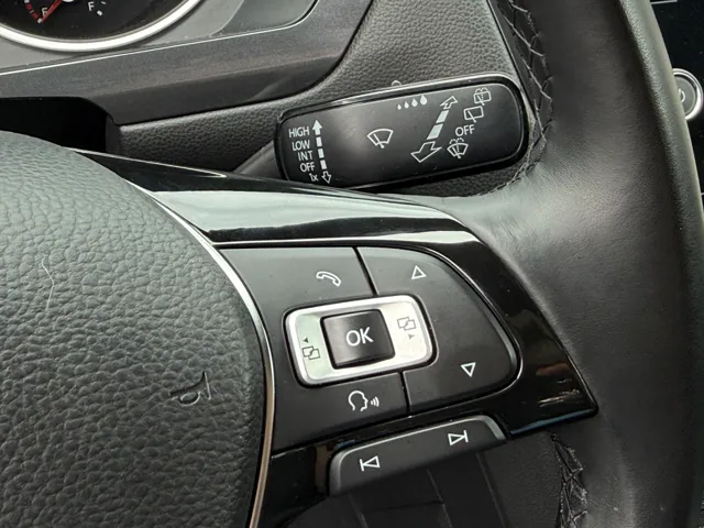 2018 Volkswagen Tiguan SE - Photo 30