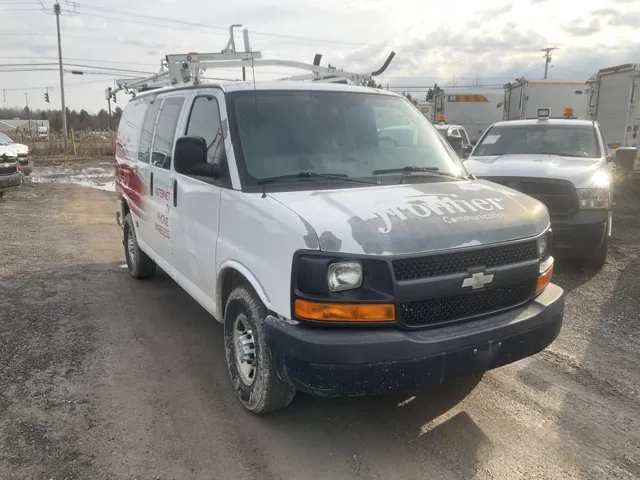 2011 Chevrolet Express 2500 Work Van HD's photo