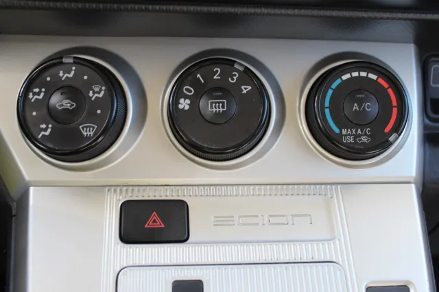 2009 Scion xB photo 13