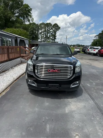 2019 GMC Yukon 4WD SLT's photo