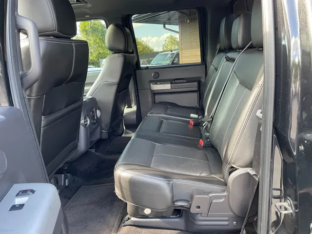 2015 Ford F-350 photo 21