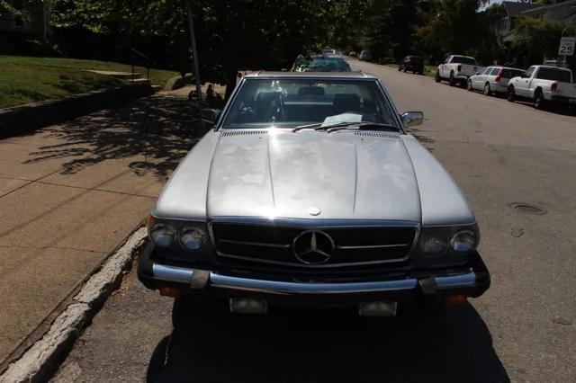 1984 Mercedes Benz 380 photo 3