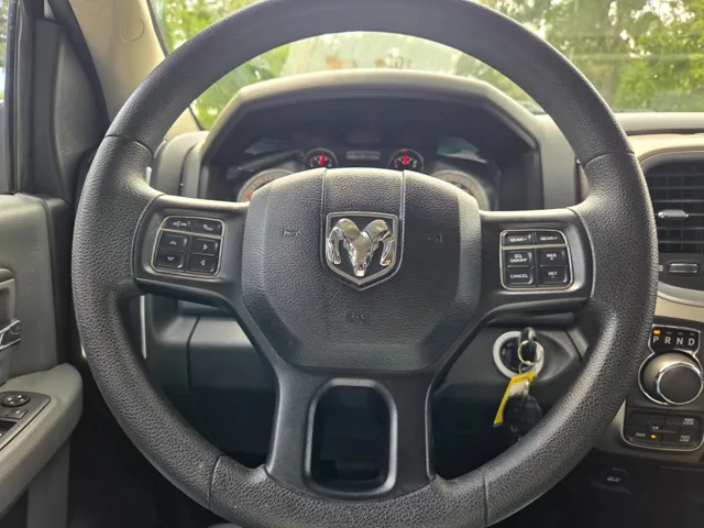 2019 Ram 1500 Classic photo 26